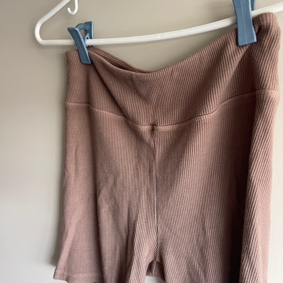 Year of Ours Brown Ribbed Shorts Small - Picture 2 of 5